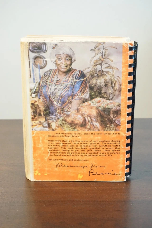 Bless the Cook by Bessie L. Munson 1978 - Signed 1st Edition