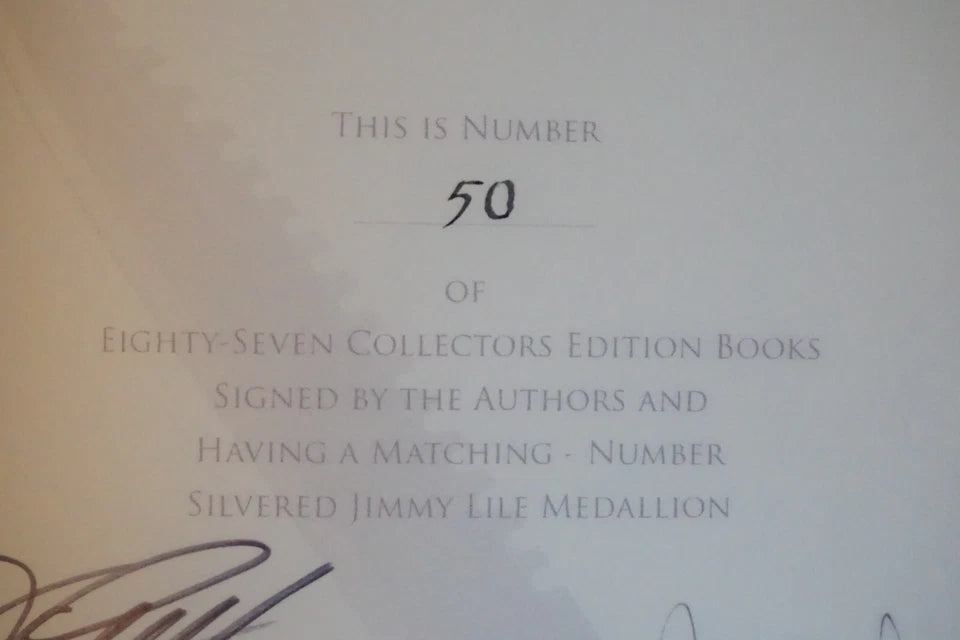 James B. Lile: The Arkansas Knifesmith Collector's Edition 2007 - Leather Slipcase