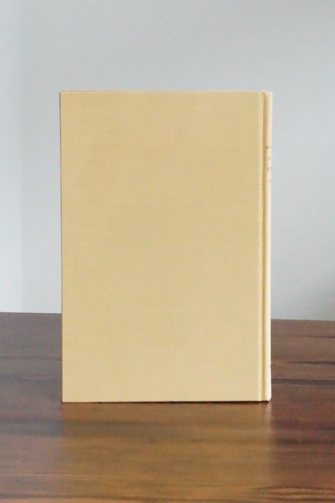 A Bar Cross Liar by W.H. Hutchinson 1959 Signed HC DJ