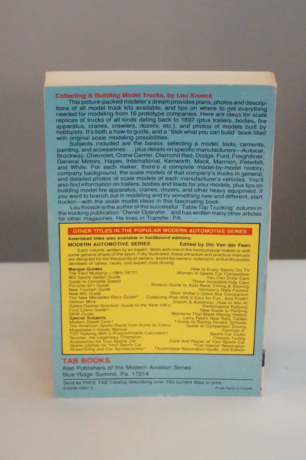 Collecting and Building Model Trucks by Lou Kroack 1980 Signed 1st Printing