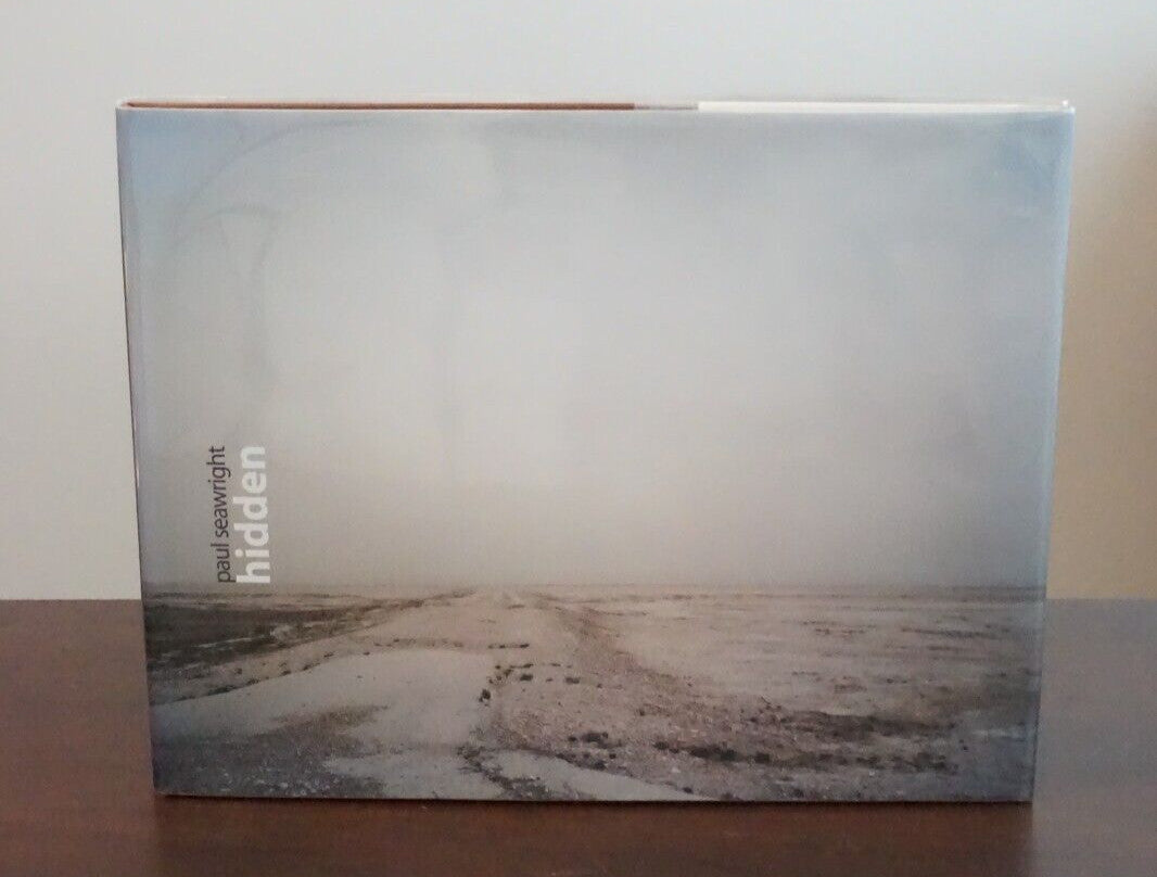 Hidden by Paul Seawright 2003 HC DJ