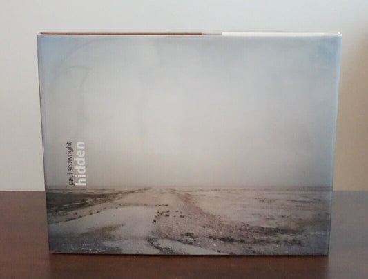 Hidden by Paul Seawright 2003 HC DJ