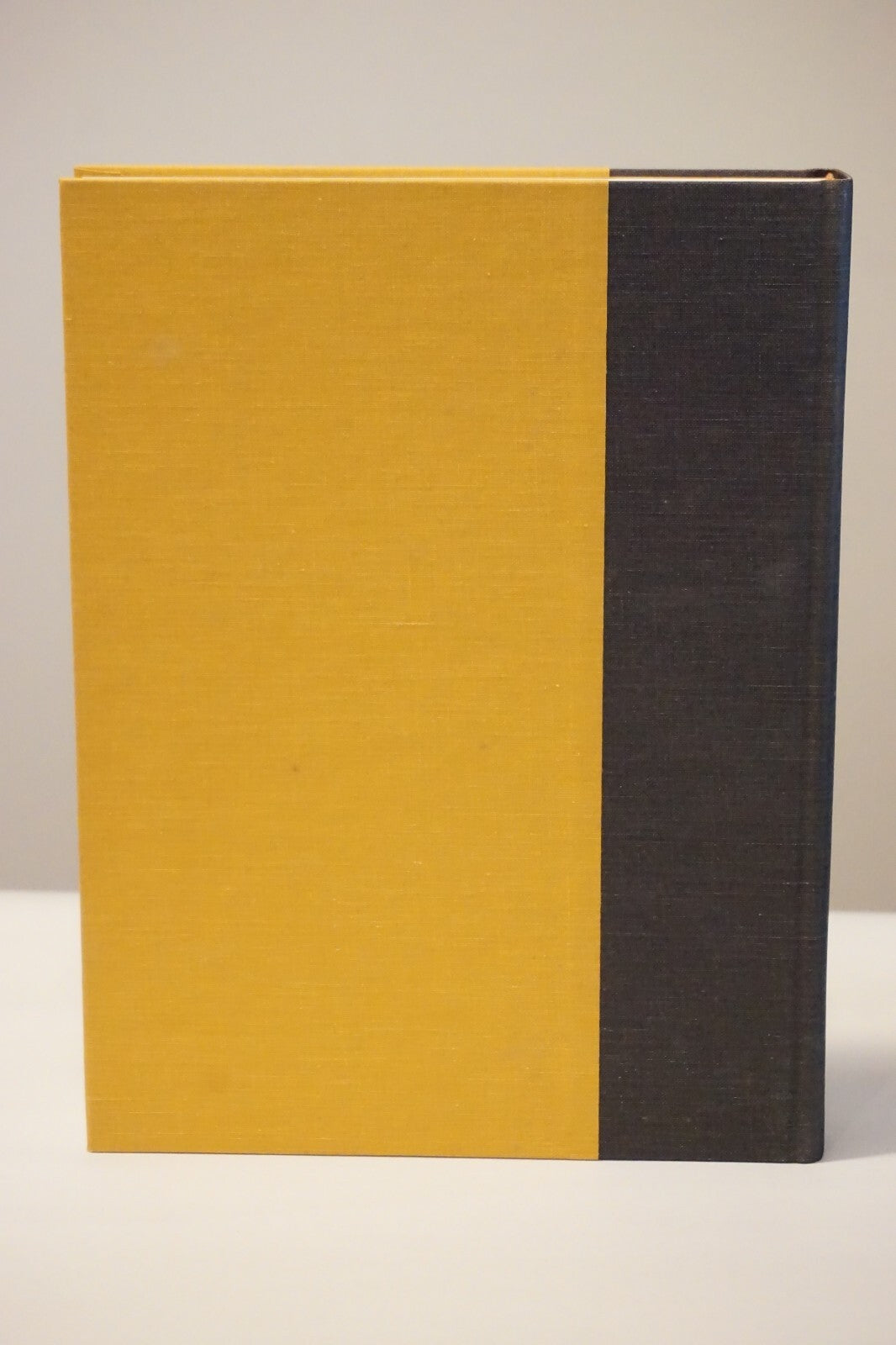 A Pictographic History of the Oglala Sioux by Amos Bad Heart Bull 1967 HC Slip