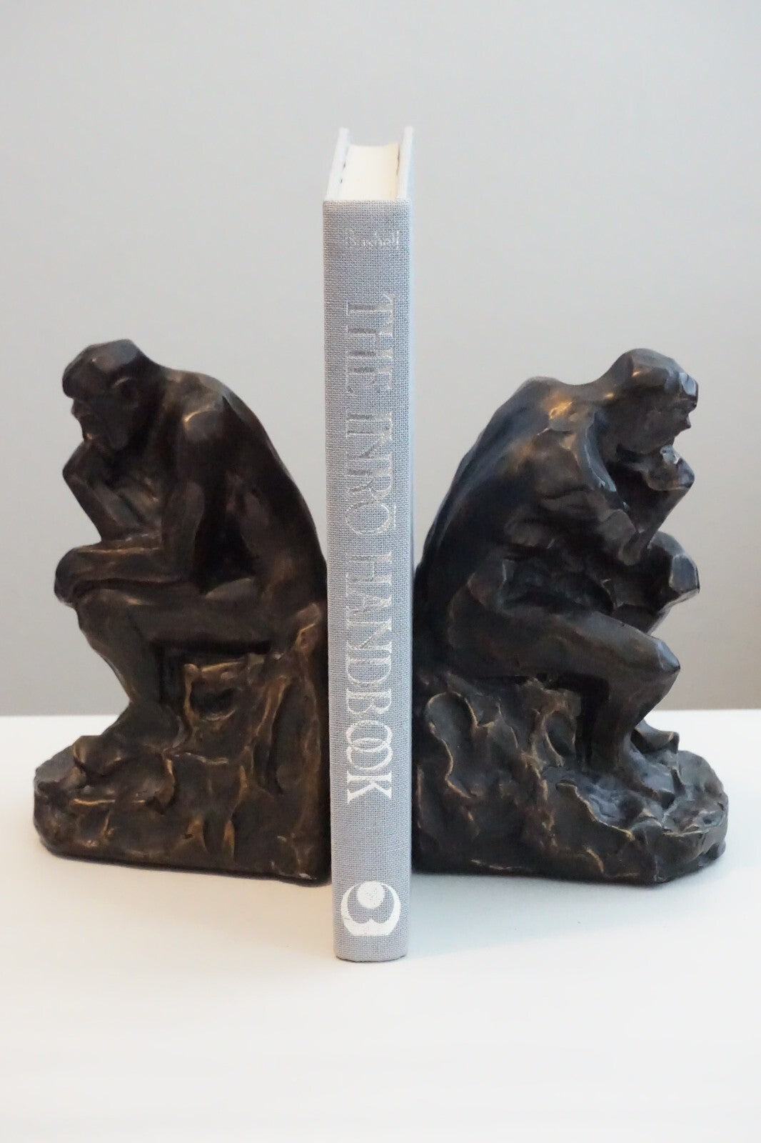 The Inro Handbook by Raymond Bushnell 1979 1st Edition HC DJ