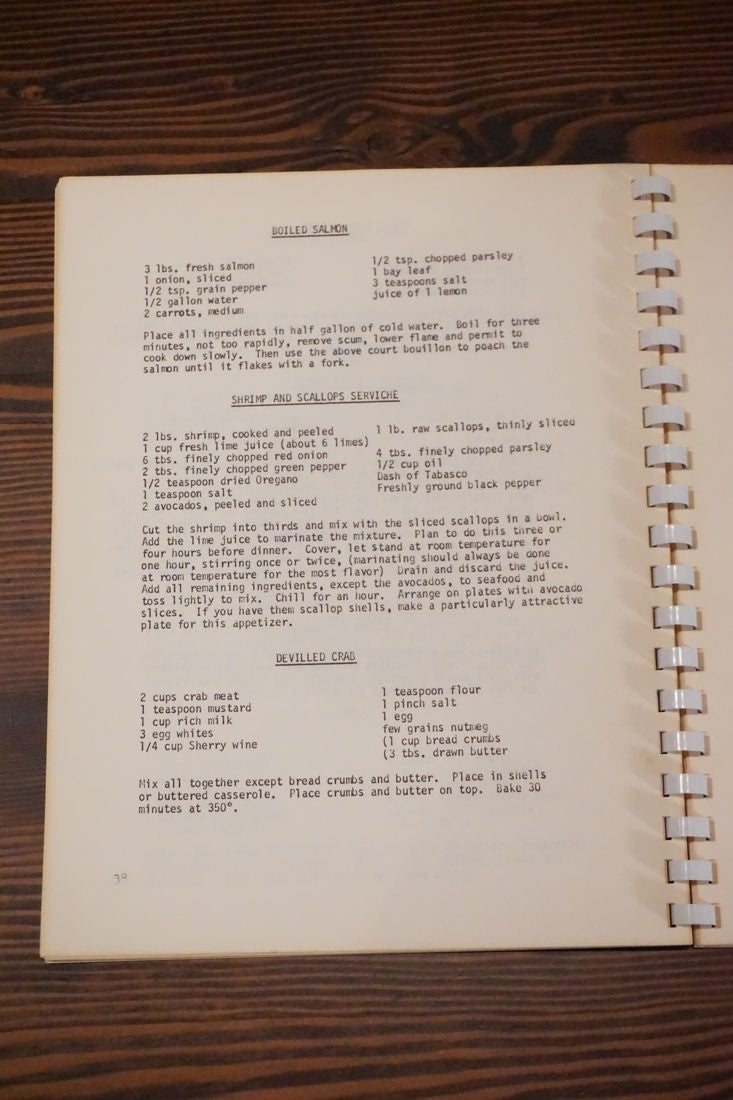 From Kelly's Kitchen by Margaret K Erwin 1971 Cookbook Comb Bound Recipes