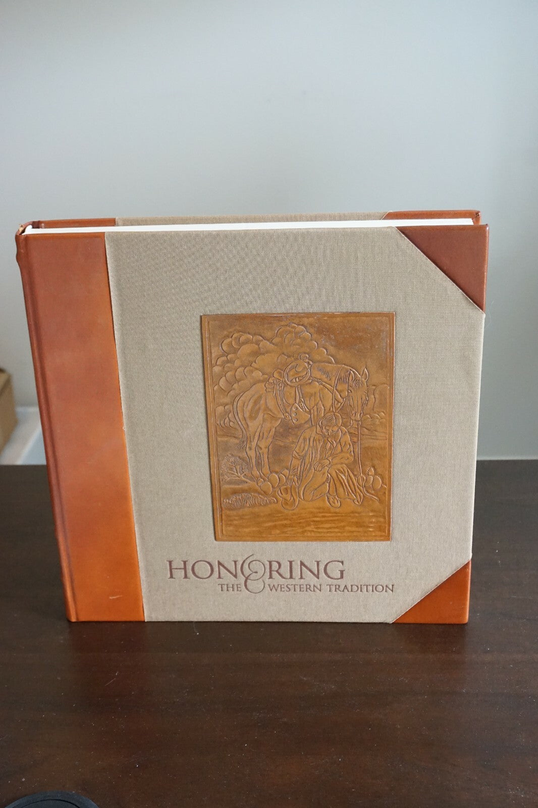 Honoring the Western Tradition L D Brink Brinkman Collection Book Art 2003