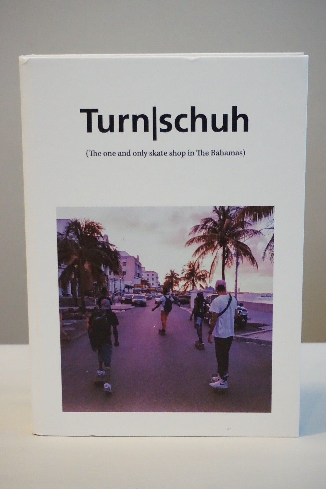 Turnschuh Fotobuch Volume 1 - Hardcover Signed Skateboarding