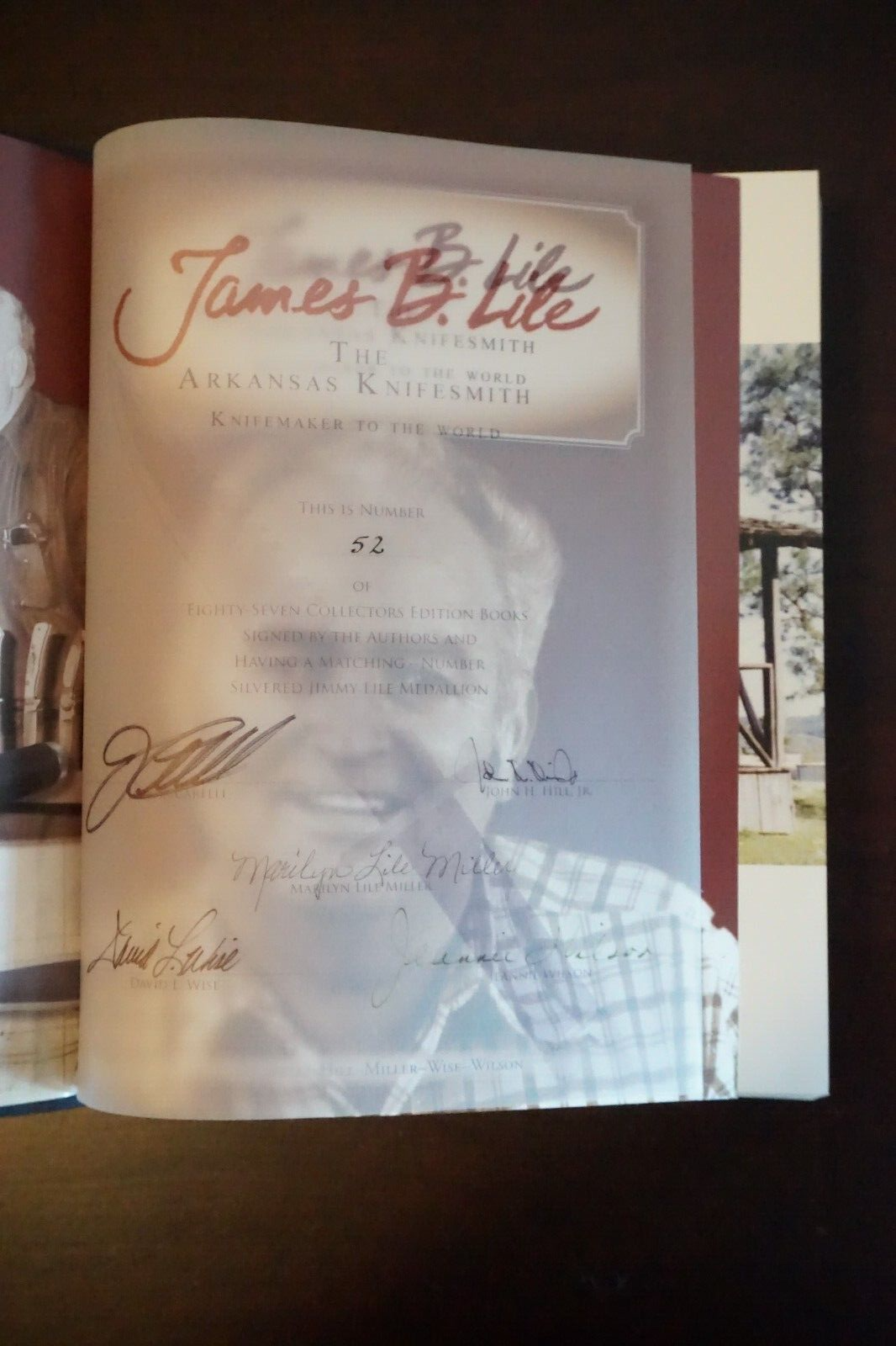 James B. Lile: The Arkansas Knifesmith Collector's Edition 2007 Leather Slipcase