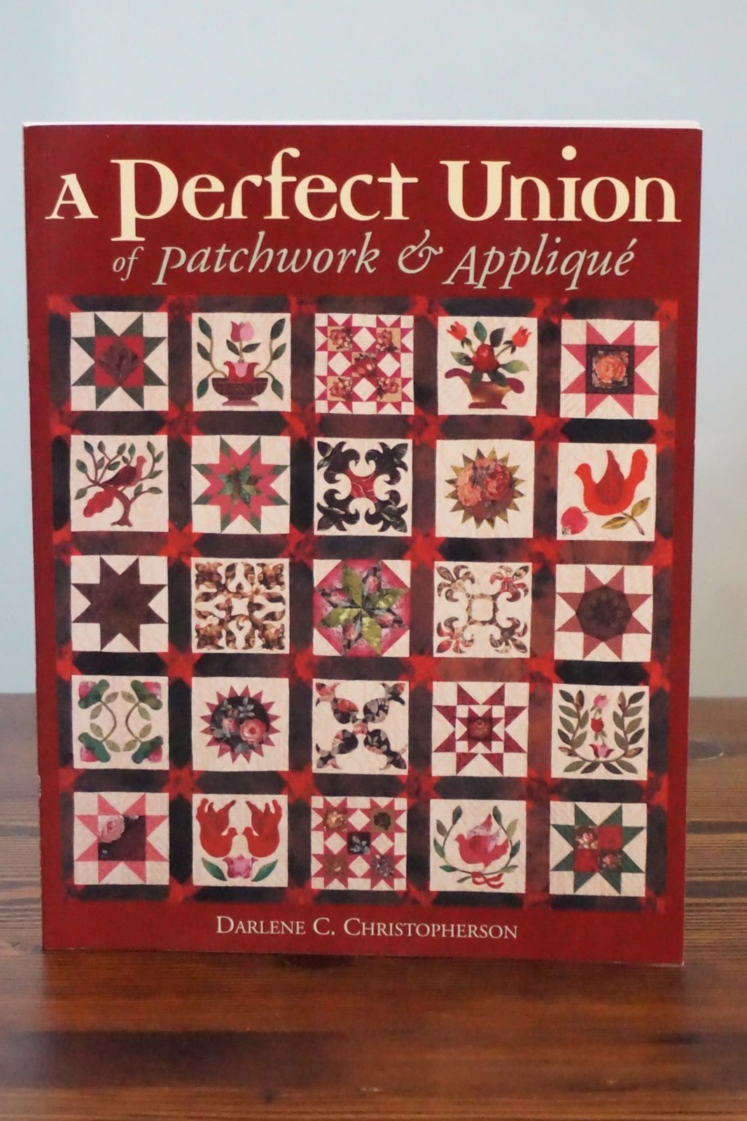 A Perfect Union of Patchwork and Applique Christopherson Signed CT 2003