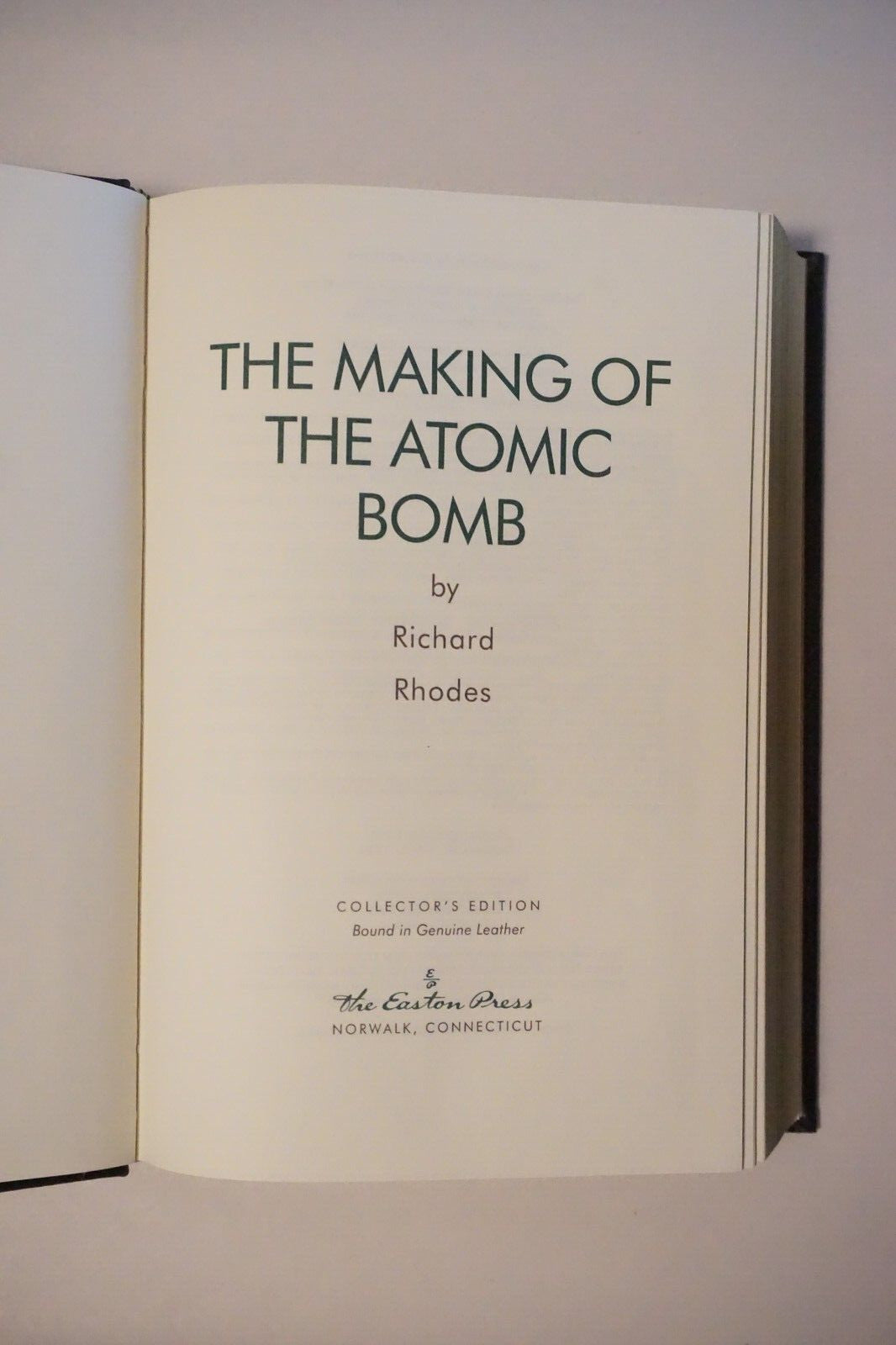 The Making of The Atomic Bomb by Richard Rhodes 2000 Easton Press