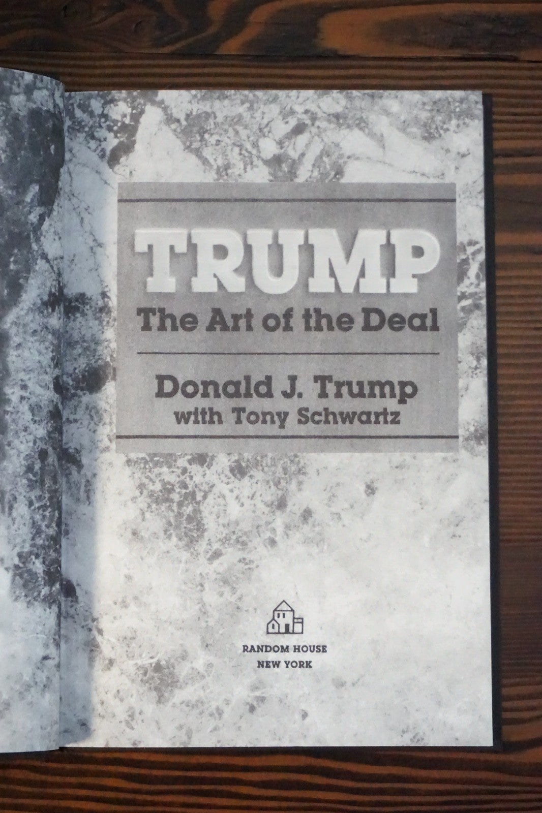 The Art of The Deal by Donald Trump 2016 Signed HC DJ