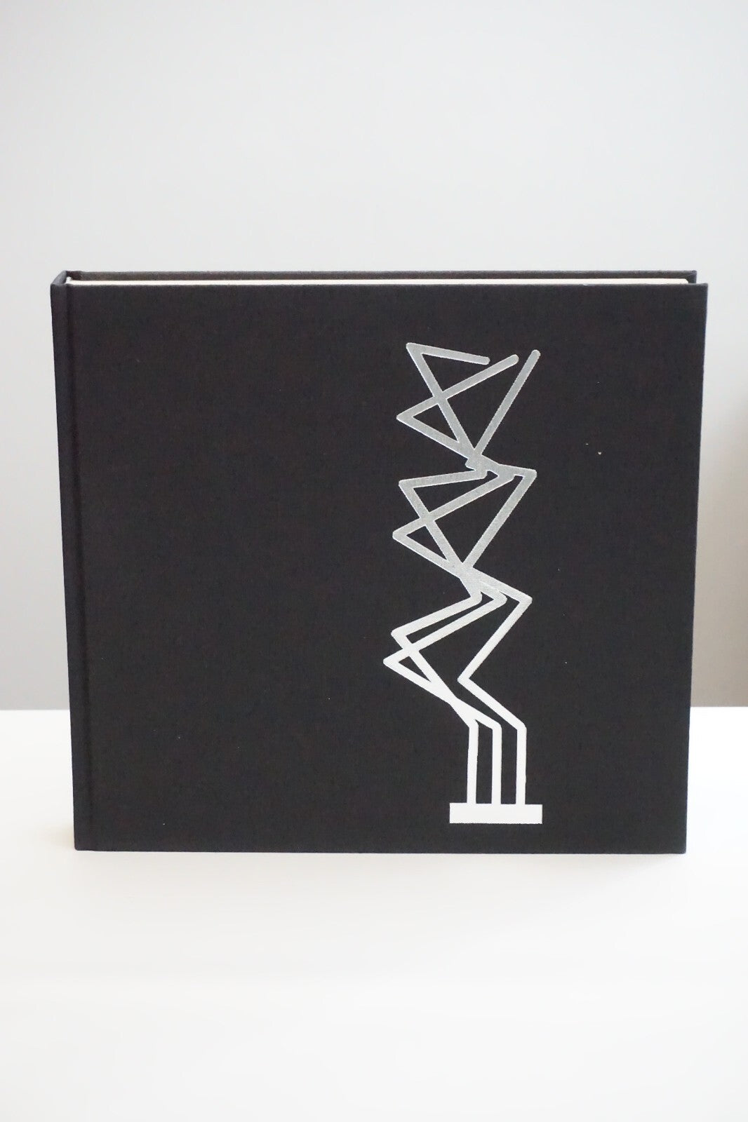Agam by Frank Popper 1976 Hardcover Dust Jacket 9780810902947| eBay