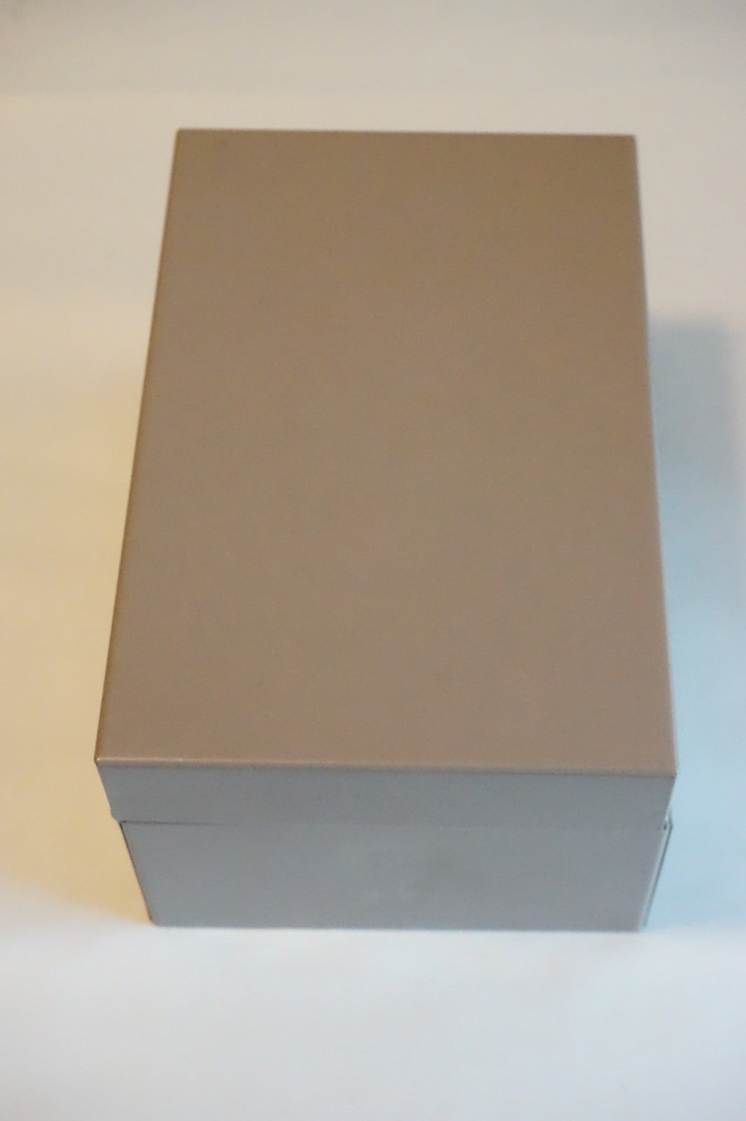 Collection of 135 Handwritten, Typed, & Clipped Recipes in Green Metal Box