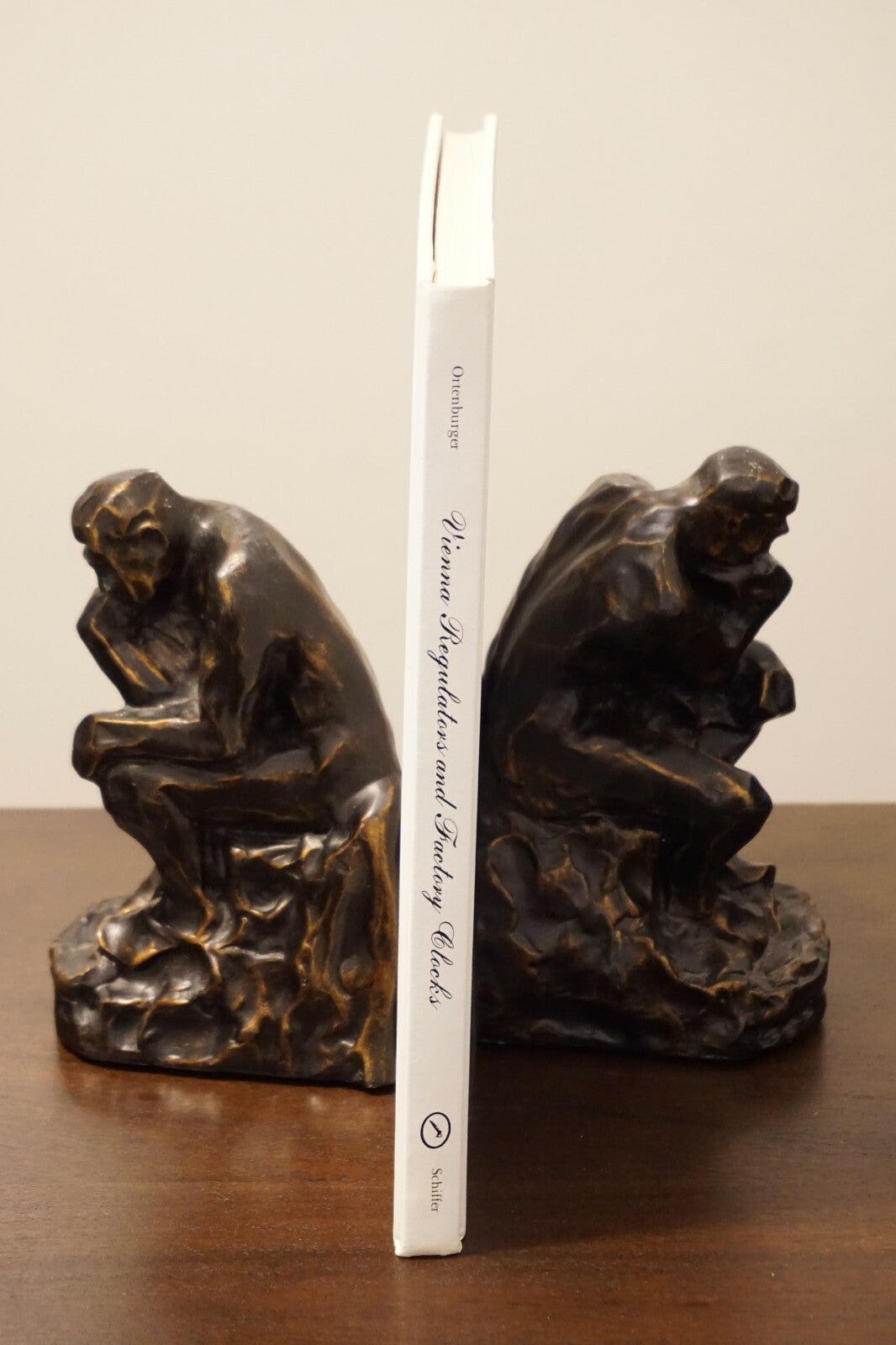 Vienna Regulators and Factory Clocks by Rick Ortenburger 1990 HC DJ