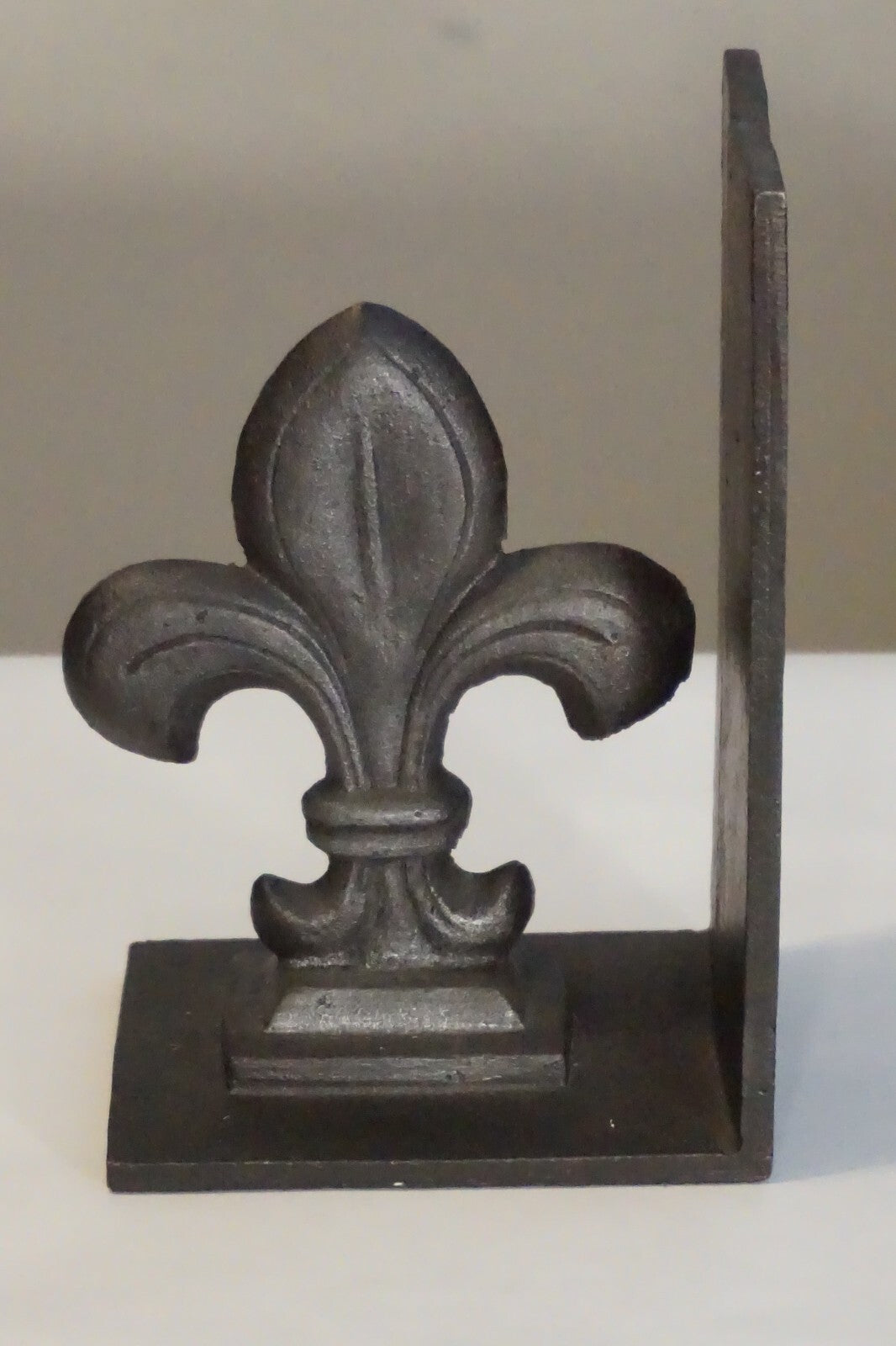 Pair of Metal Fleur-de-Lis Bookends