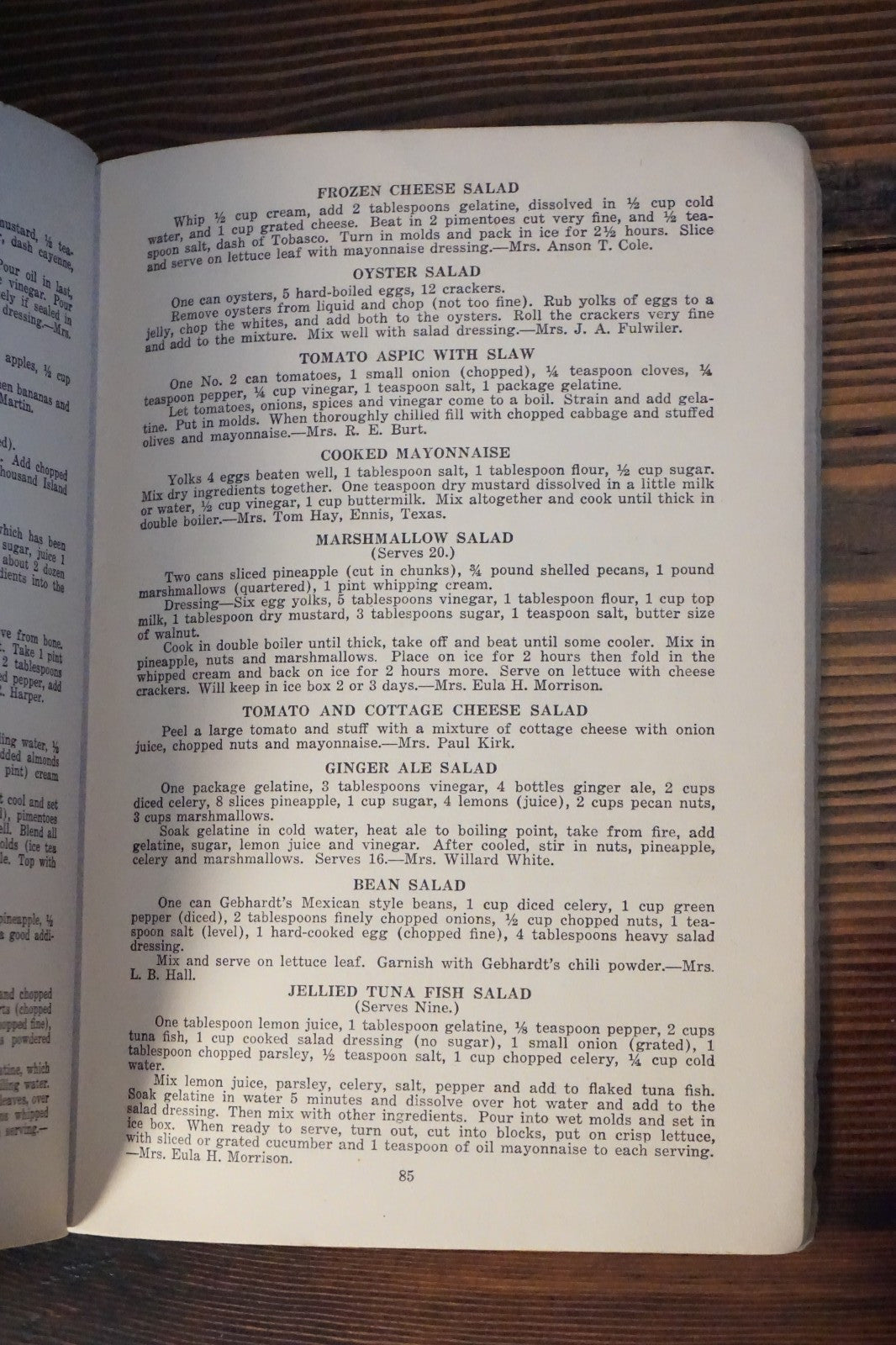 The Dallas Woman's Forum Cookbook 1930 Staplebound