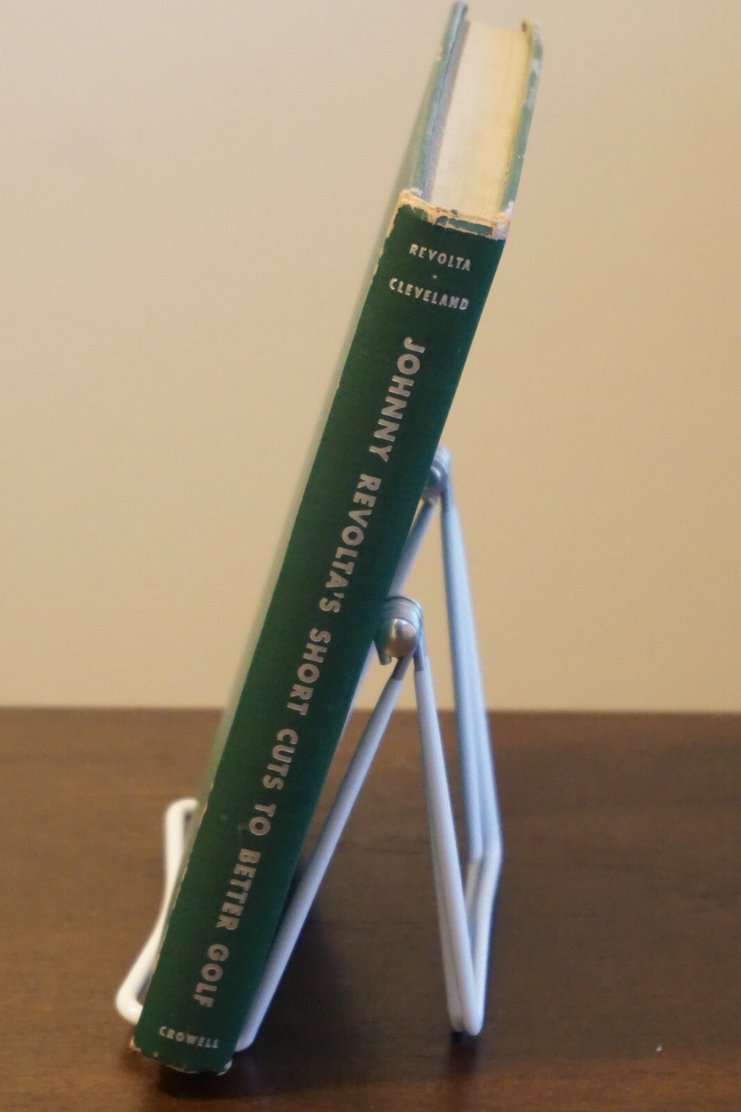 Johnny Revolta's Short Cuts to Better Golf (Johnny Revolta - 1956 HC)