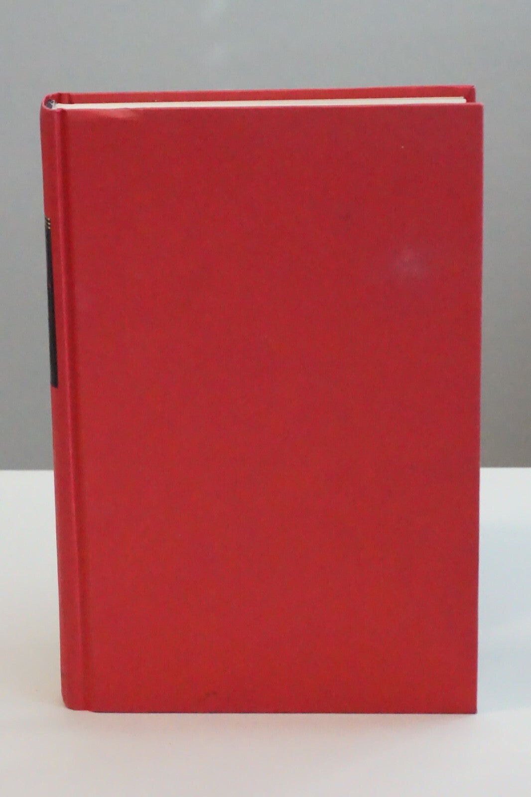 Signed Damned by Chuck Palahniuk with Post Cards 2011 HC DJ