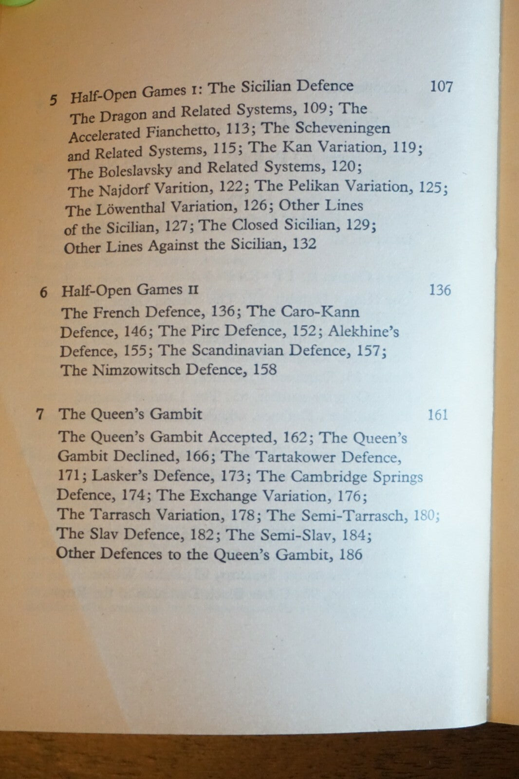 The Penguin Book of Chess Openings by W.R. Hartson 1981 Paperback