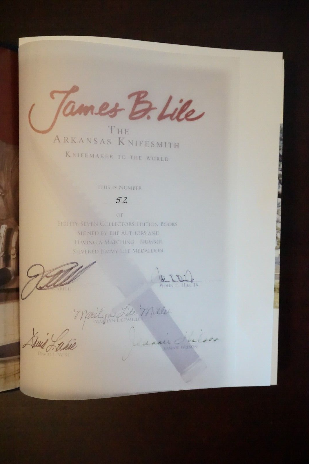 James B. Lile: The Arkansas Knifesmith Collector's Edition 2007 Leather Slipcase