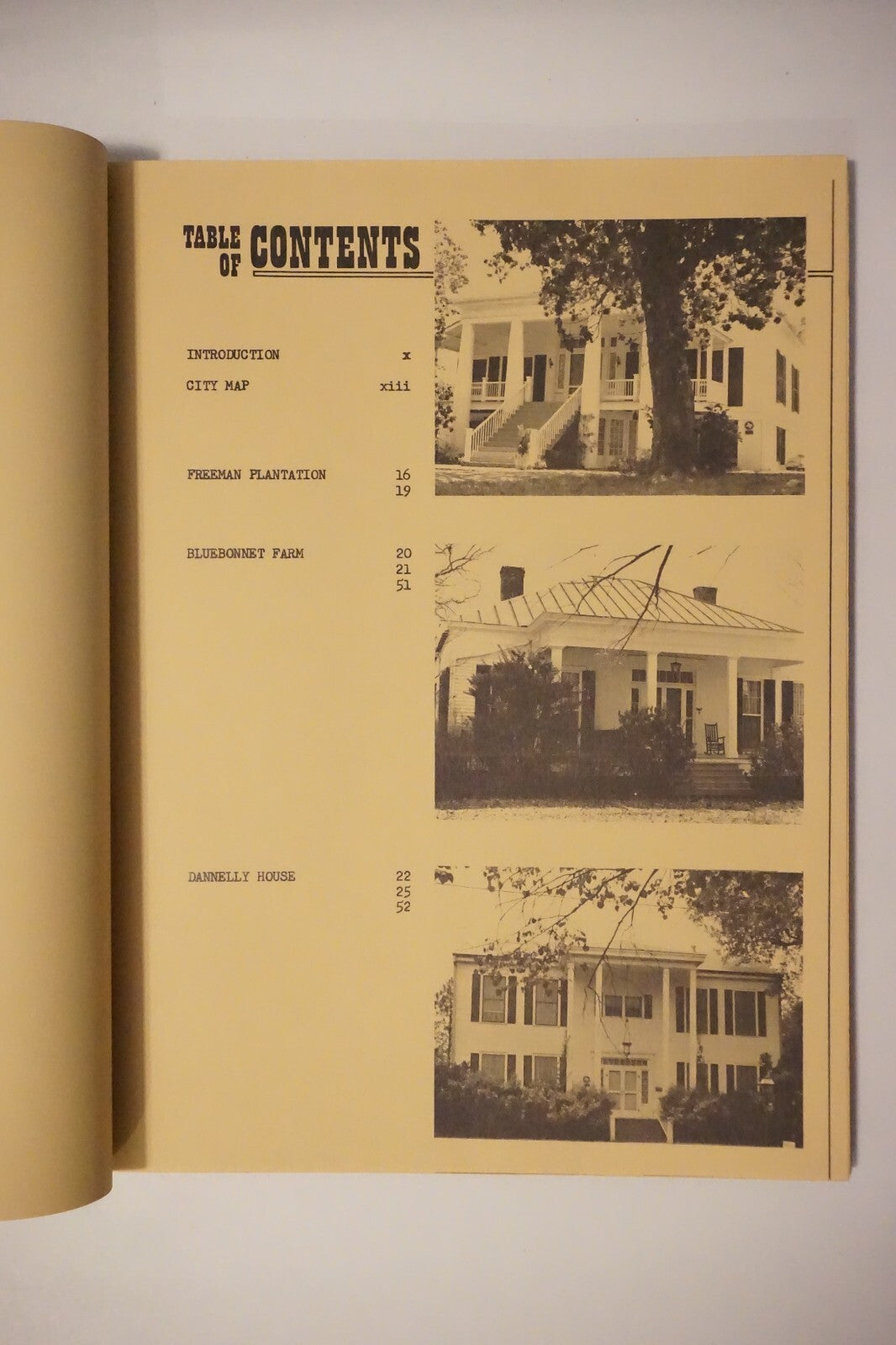 Jefferson, Texas: An Architectural and Historical Guide by David Kent Brown