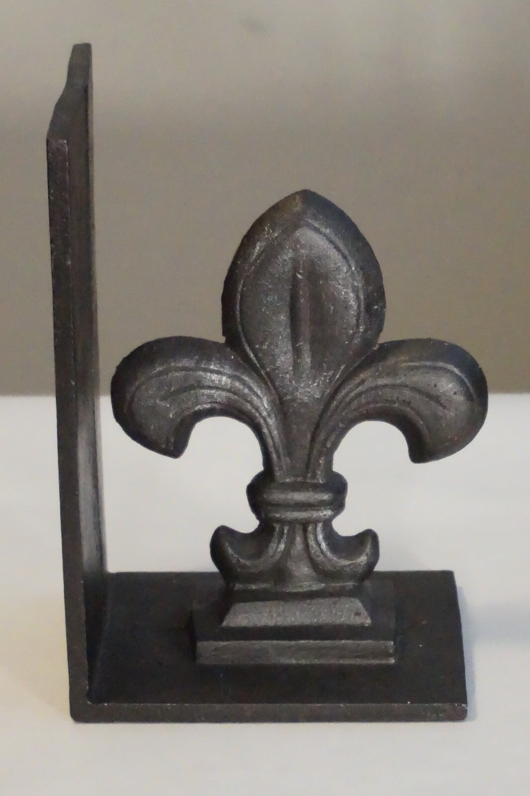 Pair of Metal Fleur-de-Lis Bookends